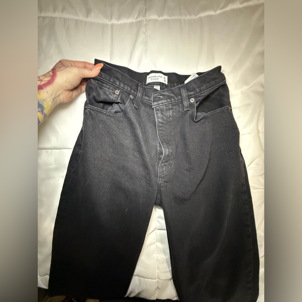 Abercrombie & Fitch Black 90’s Straight Ultra High Rise Curve Love Jeans